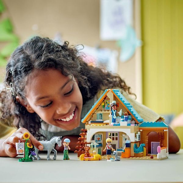 Лего Френдс Будинок Ветклініка для коней та вихованців Lego Friends 42651 42651 фото