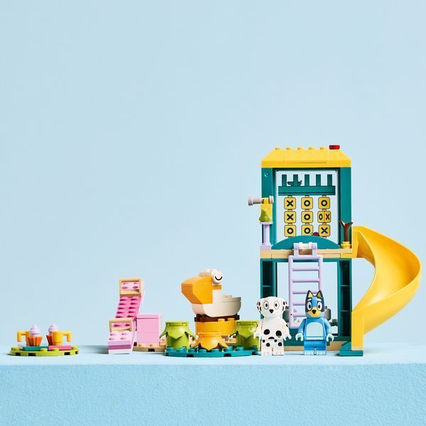 Лего Блуї Веселощі з Блуї та Хлоєю на ігровому майданчику Lego Bluey 11201 11201 фото