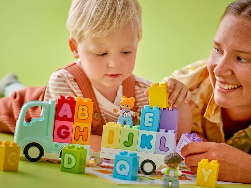 Конструктор Лего Дупло Вантажівка з алфавітом Lego Duplo 10421 10421 фото