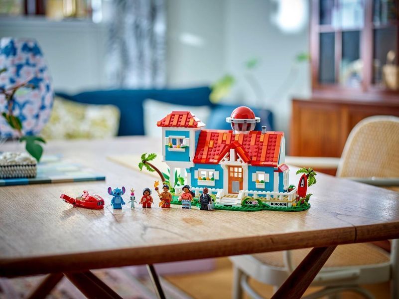 Конструктор Лего Дісней Пляжний будинок Ліло та Стіч Lego Disney 43268 43268 фото