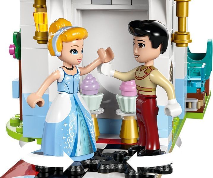Конструктор Лего Дісней Замок і карета Попелюшки Lego Disney 43275 43275 фото