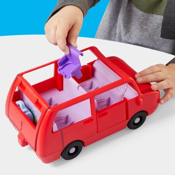 Ігровий набір Свинка Пеппа Великий сімейний автомобіль Пеппи Peppa Pig G0541 G0541 фото