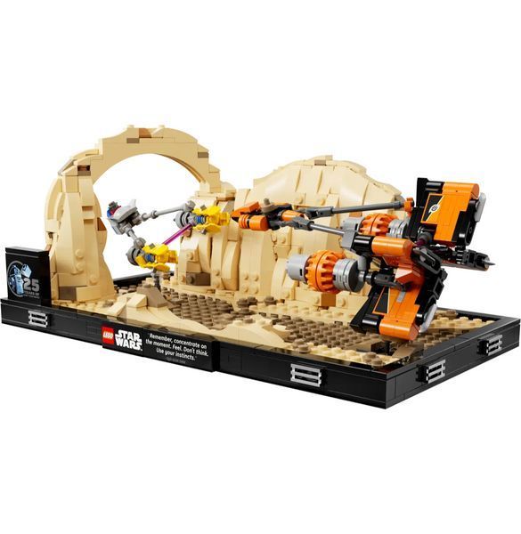 Конструктор Лего Звездные войны Диорама Мос Эспа Подрас Lego Star Wars Mos Espa Podrace Diorama 75380 75380 фото