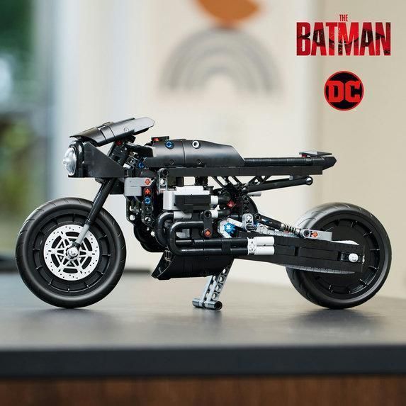 Конструктор Лего Технік Байк Мотоцикл Бетмен: Бетцикл Lego Technic Batman &mdash; Batcycle Motorbike 42155 42155 фото